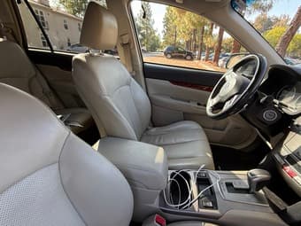 2012 Subaru Outback 3.6R Limited Clean Title, 6-Cylinder, 146k miles 4