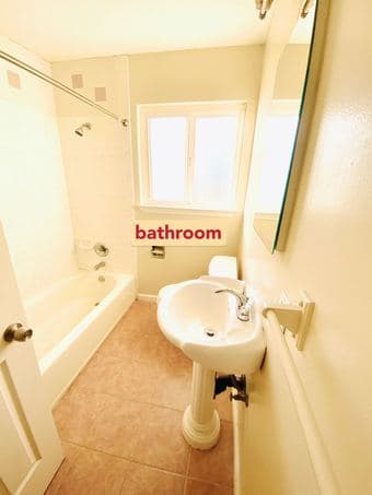 【Palo Alto 94306】【Close to campus 2B1B Apt】【 available 9/3】 3