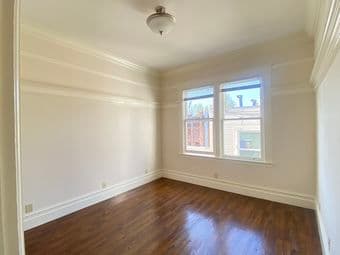 Sunny room available in 2B1B in North Beach, SF 2