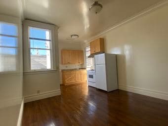 Sunny room available in 2B1B in North Beach, SF 3