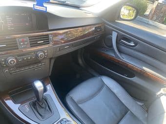 Automatic 2011 BMW 328i Sedan, Premium Package - $4500 - 123000 miles 4