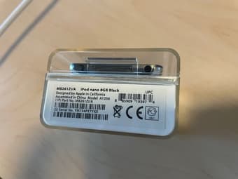 iPod nano 8GB black (3rd generation) 3