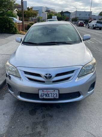 For Sale: Toyota Corolla 2011 1