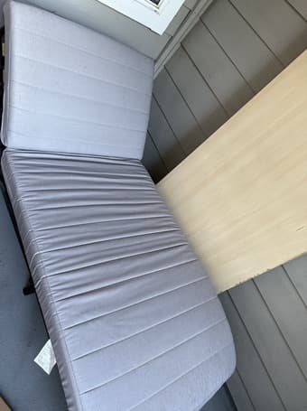 Free sofa beds and cushioned chair pickup 10min from campus 3