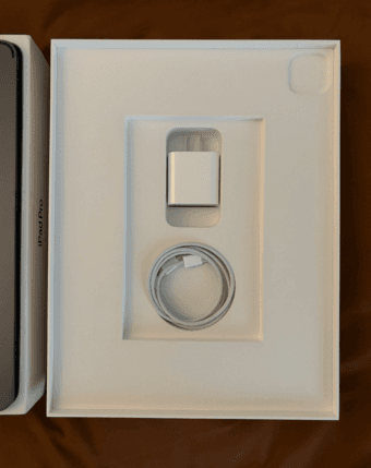 iPad Pro 5th Gen 12.9in for sale 2