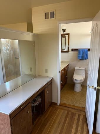 Large Master Bedroom w/ En-Suite near Downtown Sunnyvale & Caltrain 3