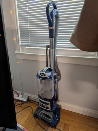 Shark Vacuum 1