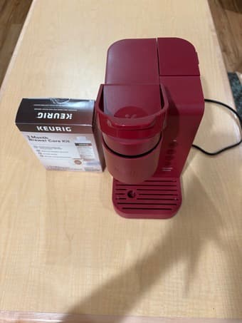 Coffee maker by KEURIG 3