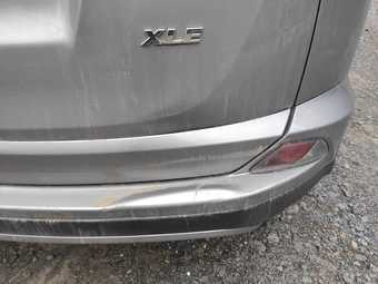 Toyota RAV4 2017 XLE, 89k miles, clean title 4