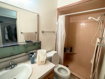 Palo Alto Curtner Ave Master Bedroom in 2B2B 3