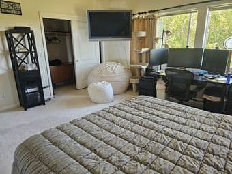 Furnished, private 1b/1b close to Stanford, Tesla 2