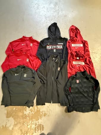 STANFORD NIKE CLOTHING LOT (SMALL) 1