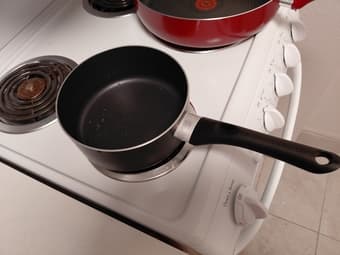 Nonstick saucepan/pot 1.5 quart 1