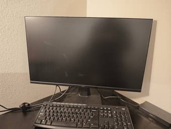 Monitor (2k resolution) + Wireless Keyboard&Mouse 1