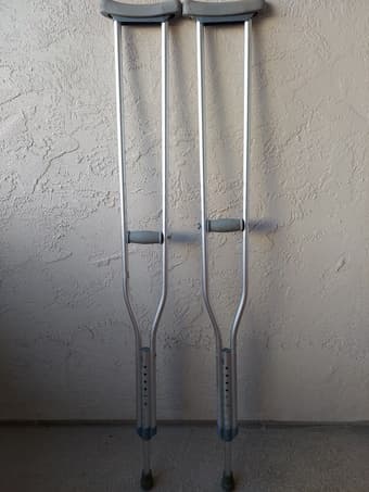 Adjustable Underarm Crutches for Adults Height 5'10"–6'8" Aluminum Lik 1