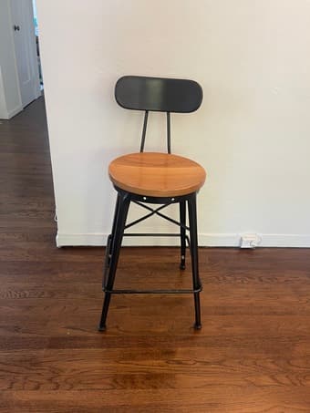 Set of 5 dining room chairs 2