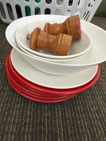 Plates and bowls + salt and pepper shakes 1