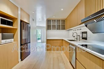 Room available immediately in MV 3B House 1