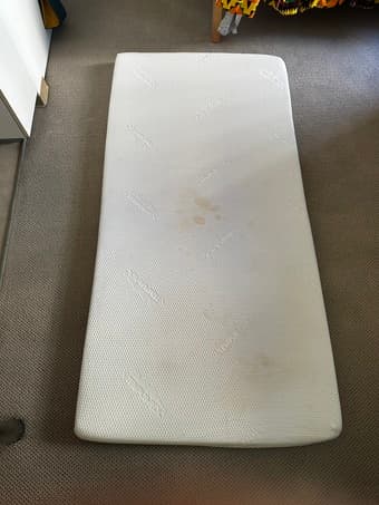 Selling tempurpedic twin xl mattress topper 1
