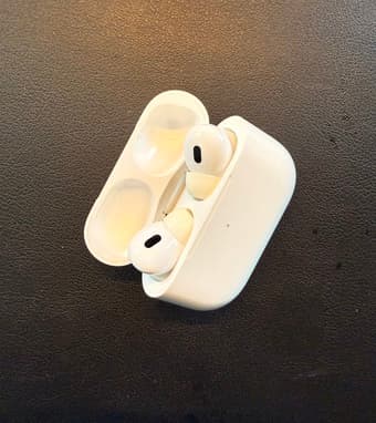 AirPods Pro 2 1