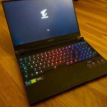 GIGABYTE AORUS 15P YD-73US244SH Gaming Laptop 1