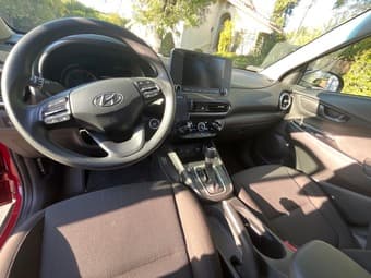 2022 Hyundai Kona SEL 3