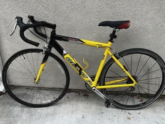 Giant Road Bike, Yellow, 27-inch 1