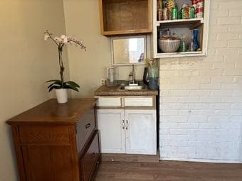 A studio for renting 3