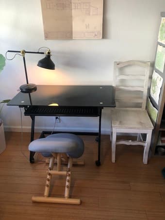 Desk + desk lamp + chair set 1
