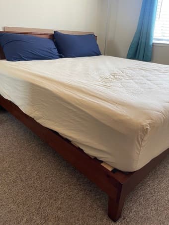 King Size bed frame + maitress 1