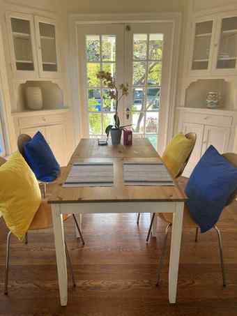 Furnished Room for Short-Term Sublet (Willow/Menlo Park) until Nov 8 4