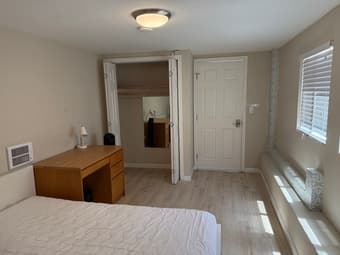 Palo Alto Furnished Room with Private Entry Walk to Stanford 1