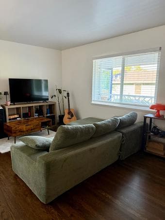 Green L-shape Boneless Sofa - Only 6 months used 4