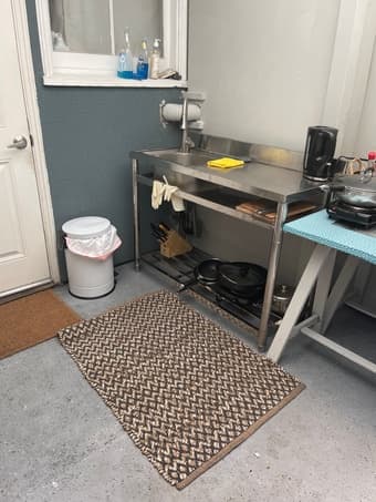 Private Room for Rent Near Stanford---Christian Family 4