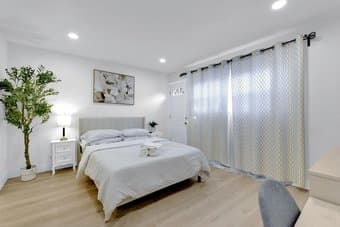 Master Bedroom for Rent in 4-B/2Bath House Redwood City Near Stanford 2