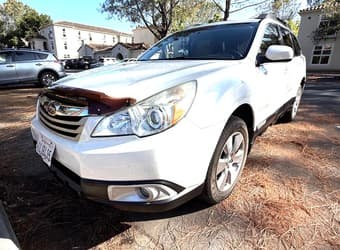 2012 Subaru Outback 3.6R Limited Clean Title, 6-Cylinder, 146k mIles 2