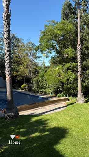 [Available] BR in Beautiful 7BR Mansion 15 mis to Stanford 1