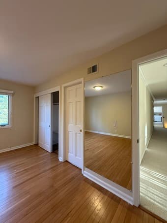 [Available] BR in Beautiful 7BR Mansion 15 mis to Stanford 3