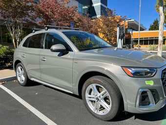 2023 Audi Q5e plugin AWD for sale @34,500. Clean title. 3