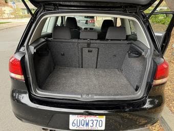 2012 Volkswagen Golf 2.5L Hatchback 2D 4