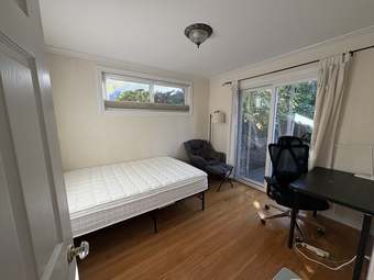 [Available] BR in 4 Bedroom 3 Bath House in Palo Alto/ Menlo Park 1