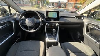 Toyota RAV4 XLE 2023 3