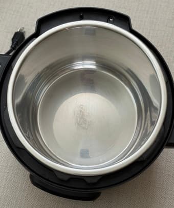 Instant Pot Duo Plus - barely used! 3