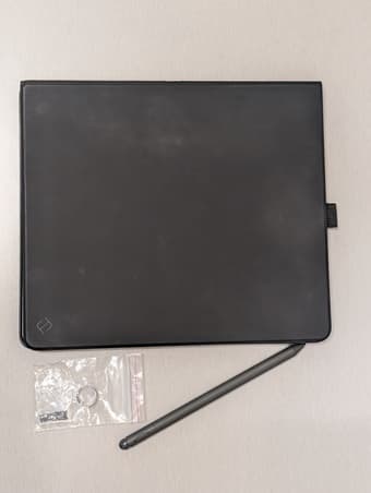 Kindle Scribe in great condition 2