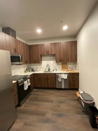 Subletting 1b1b in a 2b2b Millbrae apartment 1