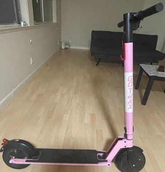 Electric Scooter + Kryptonite Lock 1