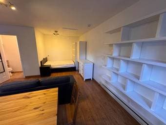 1br - 300ft2 - Private ADU for rent in great location in Downtown MV 3