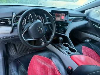 2023 Toyota Camry Hybrid LE-excellent condition 2