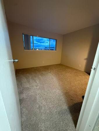 secondroom available in Palo Alto 11/12-2026/2/20. - $1,250 1