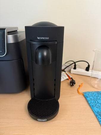 Nespresso Vertuo Machine - Excellent Condition 2